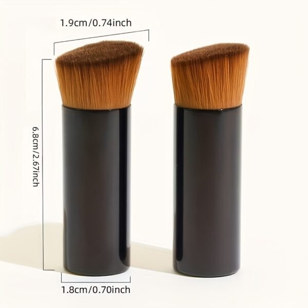Short-Handle Angled Foundation Brush with Aluminium Tube